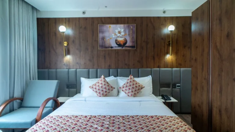 Sqrwomensrestroom: Innovative Design Meets Functionality